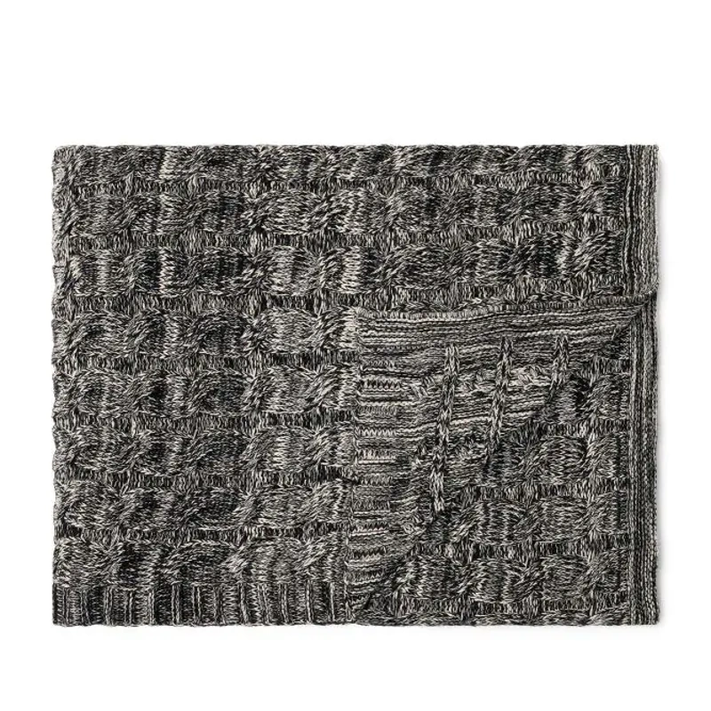 Marc O'Polo Strickplaid Ainaa in Schwarz 150 x 200 cm