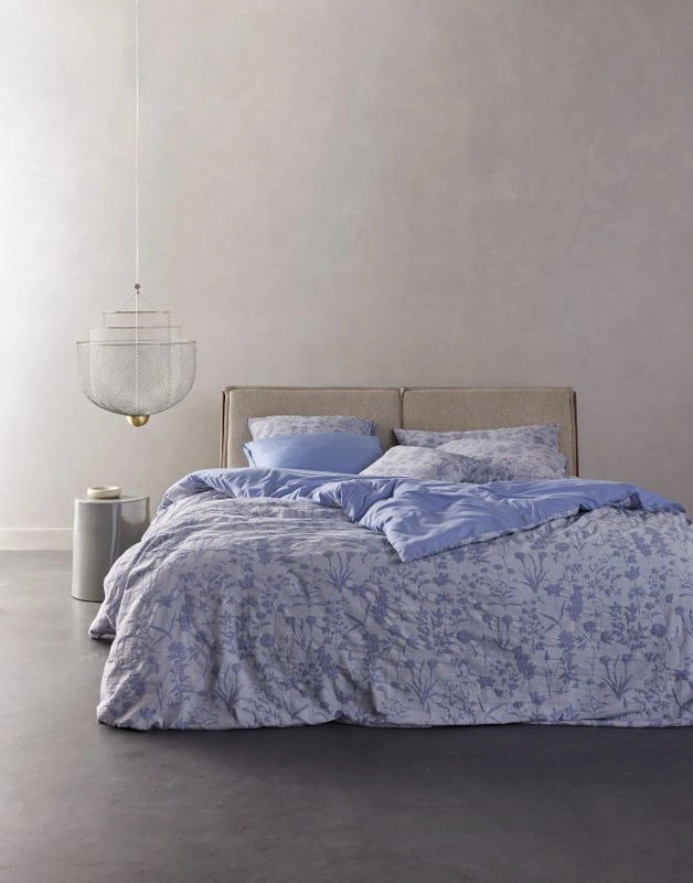 ESSENZA Baumwoll-Bettwäsche Maribel Lavender Blue 135 x 200 cm + 80 x 80 cm