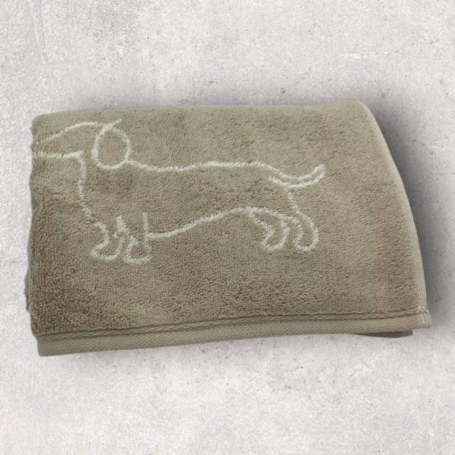 Cawö Frottiertuchserie We love Dogs Dackelsilhouette Natur Duschtuch 80 x 150 cm