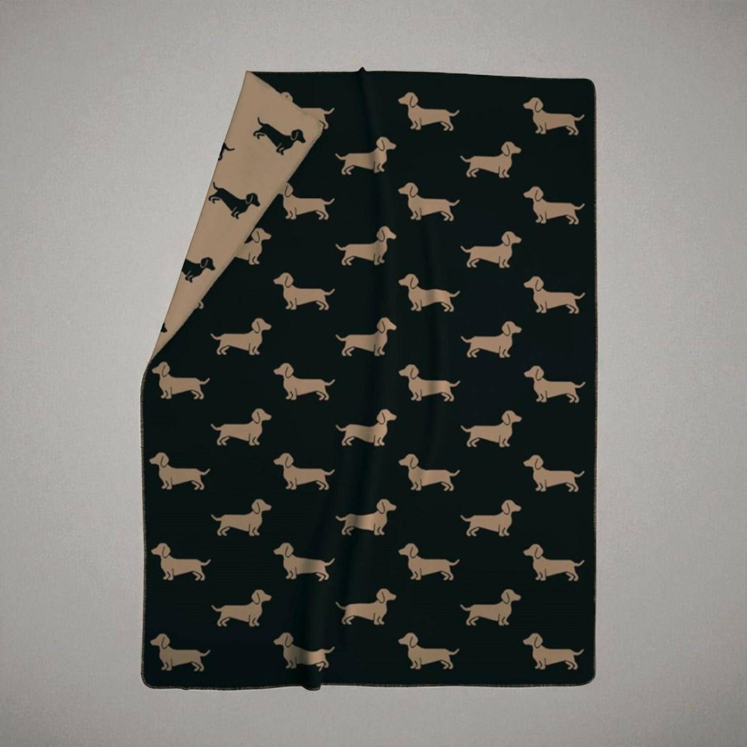 Cawö Wohndecke WE LOVE DOGS Dackel 62460 Schwarz/Beige 150 x 200 cm