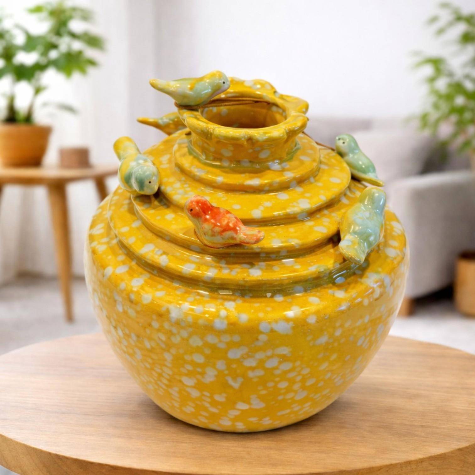 Luimes & Luimes Vase Lovely Birds in Gelb Porzellan Designvase mit Vogel Dekor 17,5 x 17 x 17,4 cm