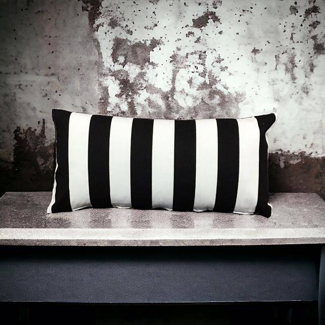 Steen Design Kissenhülle Gestreift in der farbe Weiß/Schwarz 50 x 70 cm
