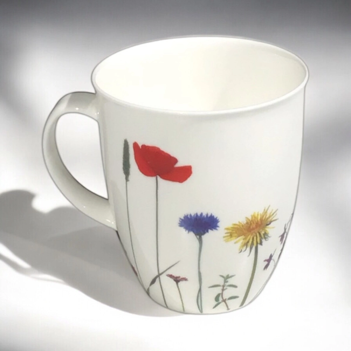 Cup & Mug Fine Bone China Henkelbecher Naturwiese/Blumen