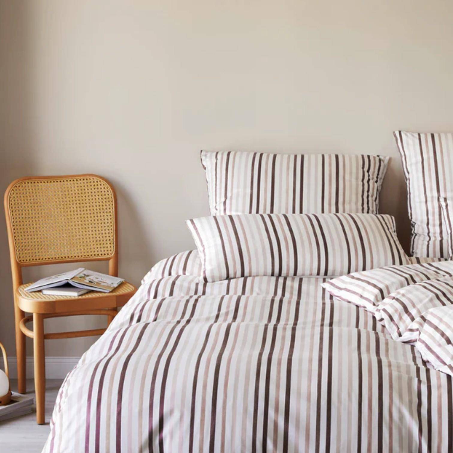 Elegante Jersey Bettwäsche Waterstripe Rouge 135 x 200 cm