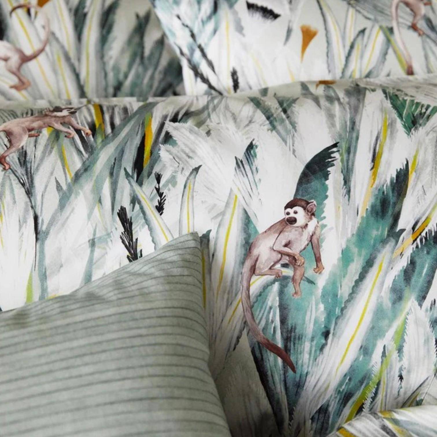 Elegante Bettwäsche Monkeys grün Kissen Detail Äffchen im Blätterdesign Bambus Satin