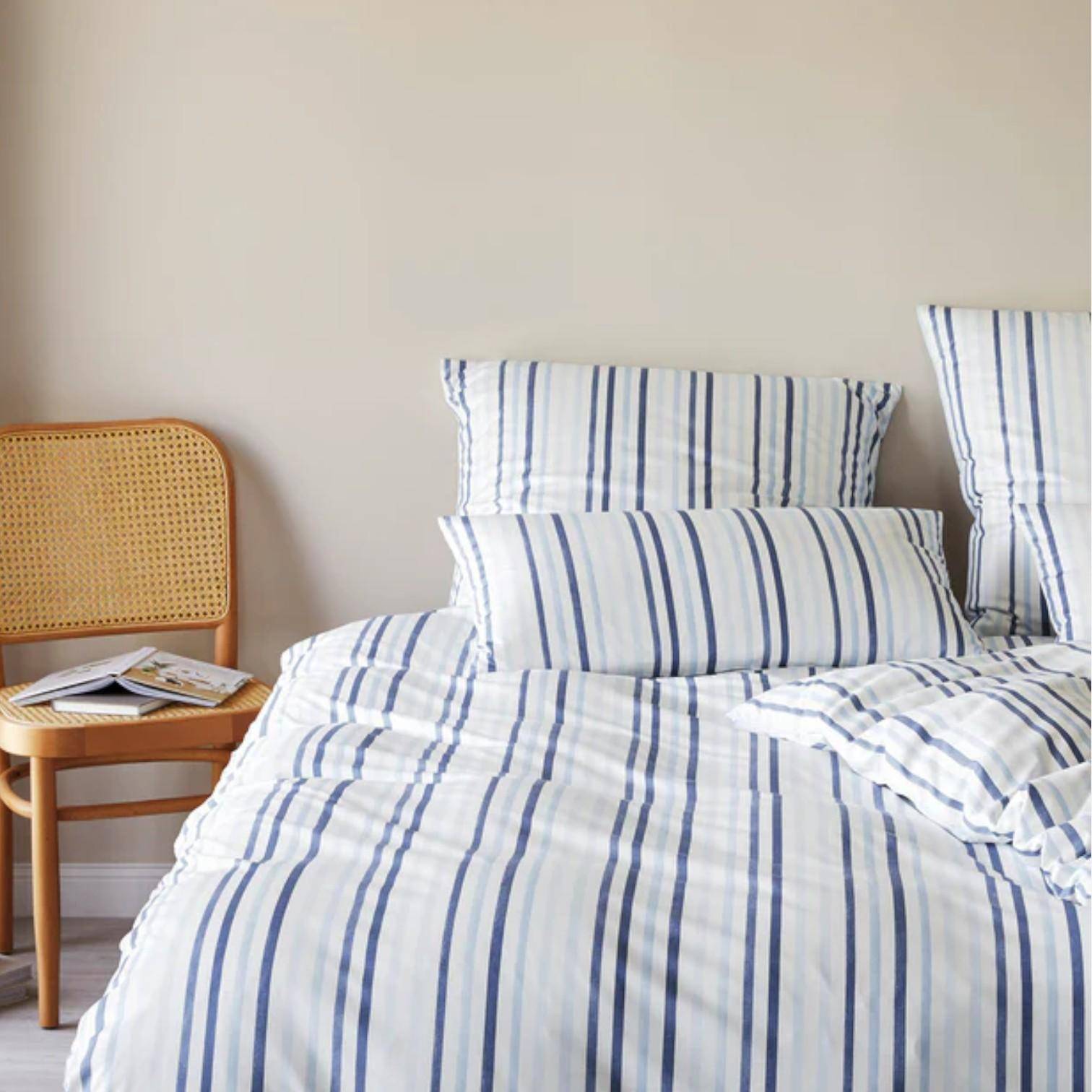 Elegante Jersey Bettwäsche Waterstripe Blau 135 x 200 cm