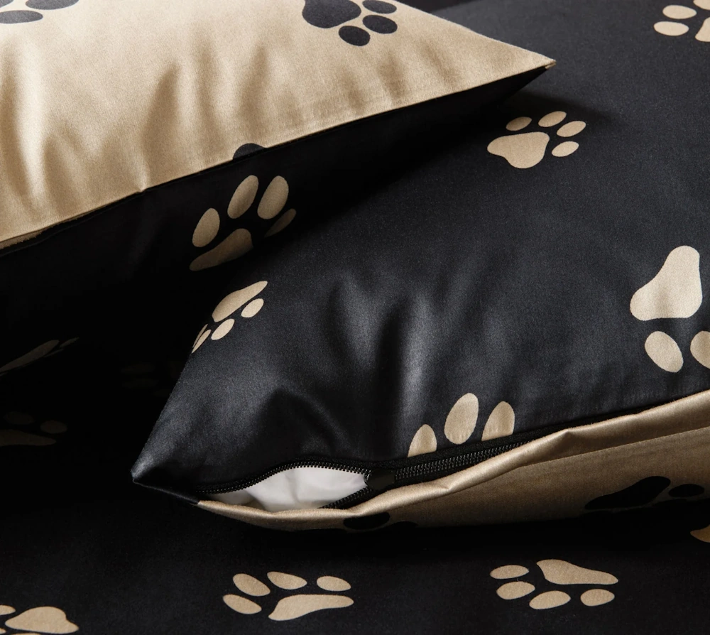 Elegante Comfort Satin Bettwäsche Paws 135 x 200 cm