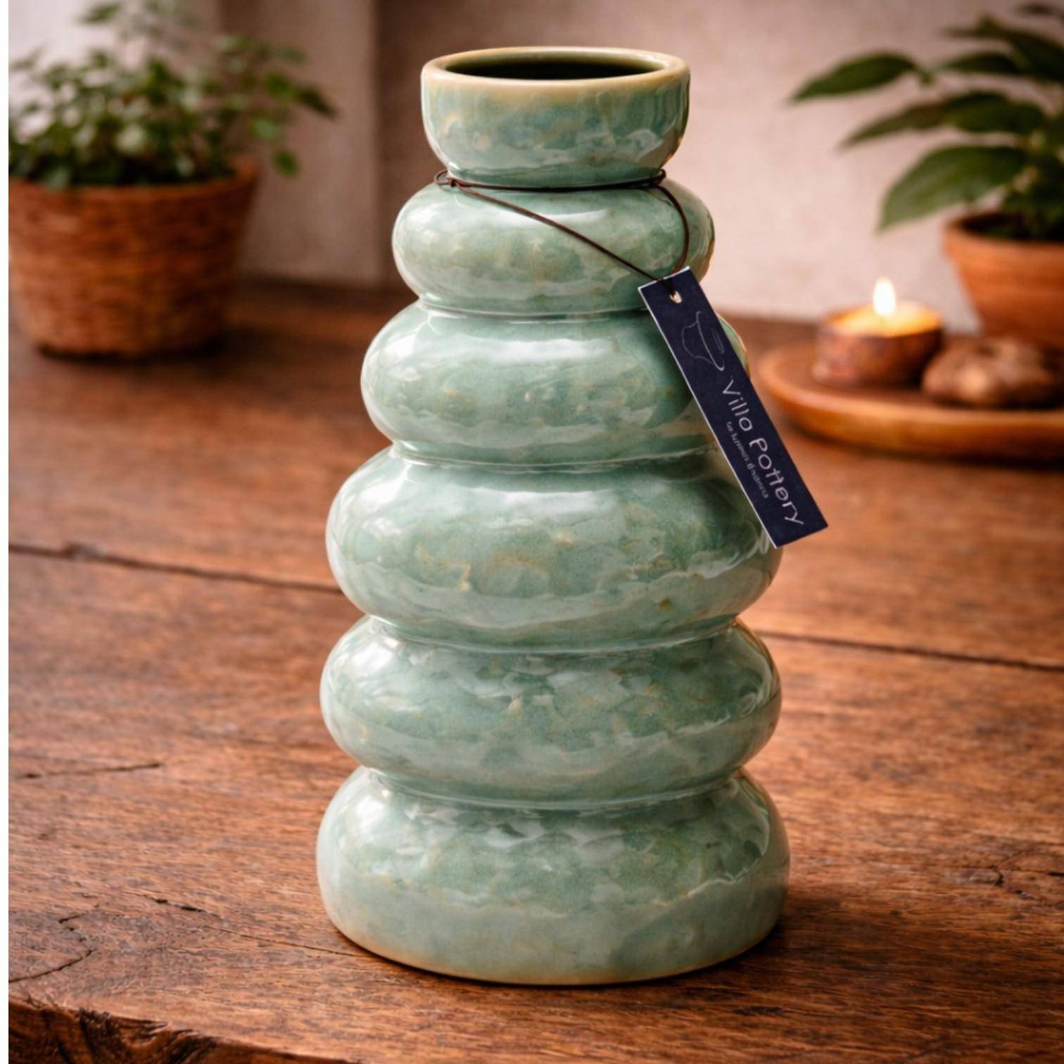 Luimes Vase in Grün mit glatter Oberfläche, organischem Design, ca. 30,2 cm  