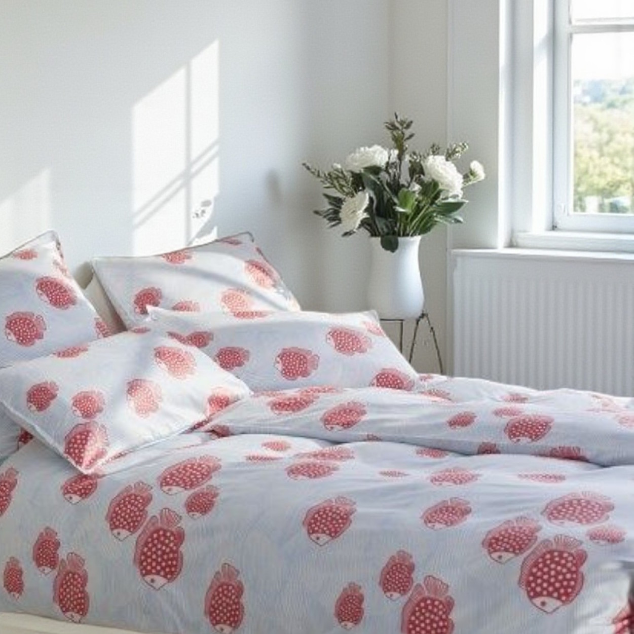 Elegante Baumwollsatin Kissenhülle zur Bettwäsche Float Koralle 40 x 80 cm